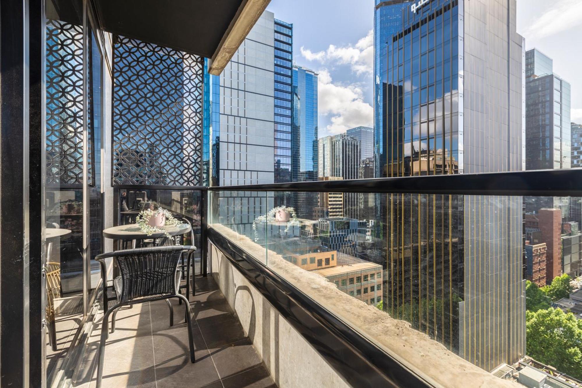 Riverview Suites By Edgetrip Melbourne Exteriör bild