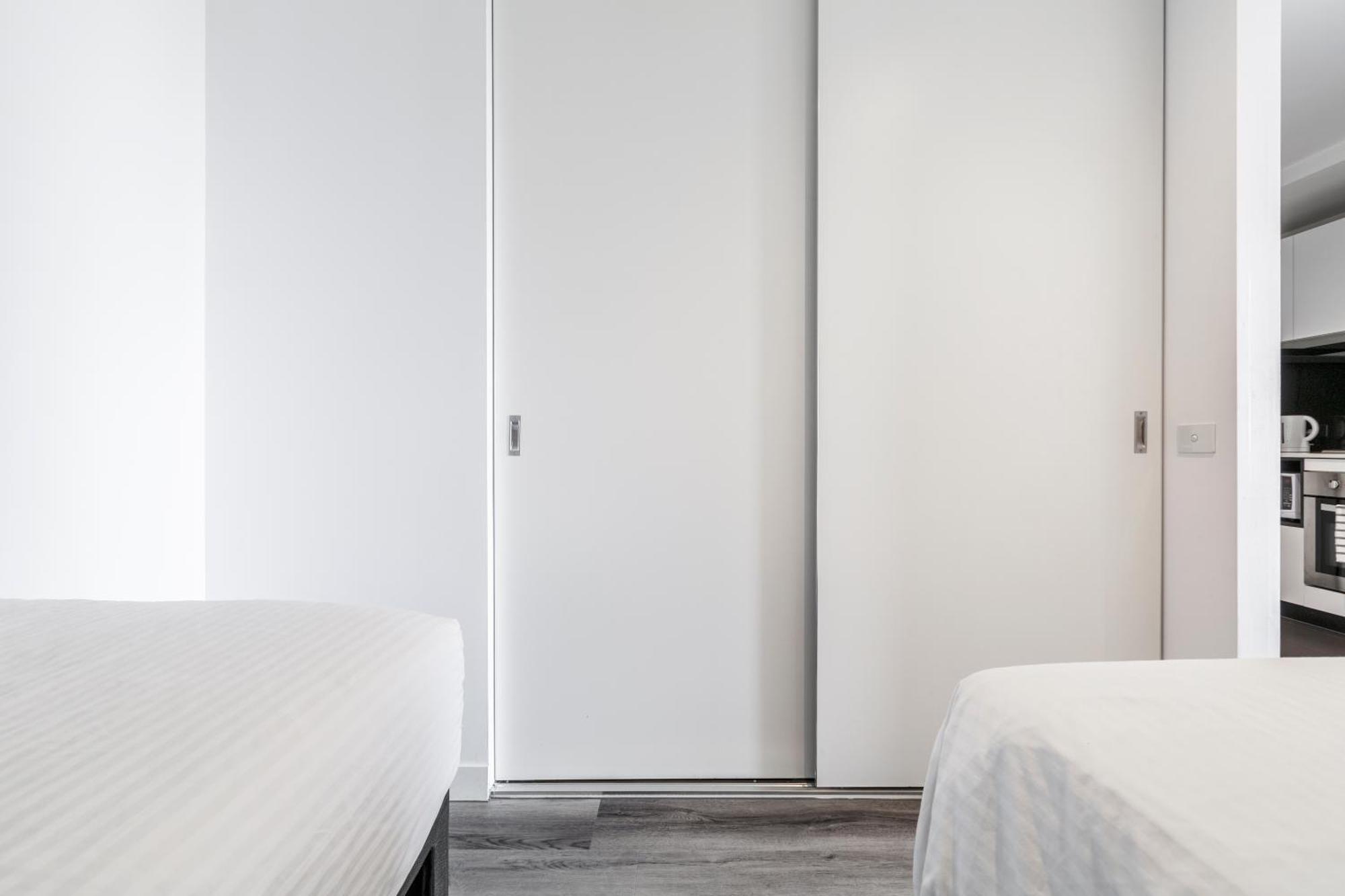 Riverview Suites By Edgetrip Melbourne Exteriör bild